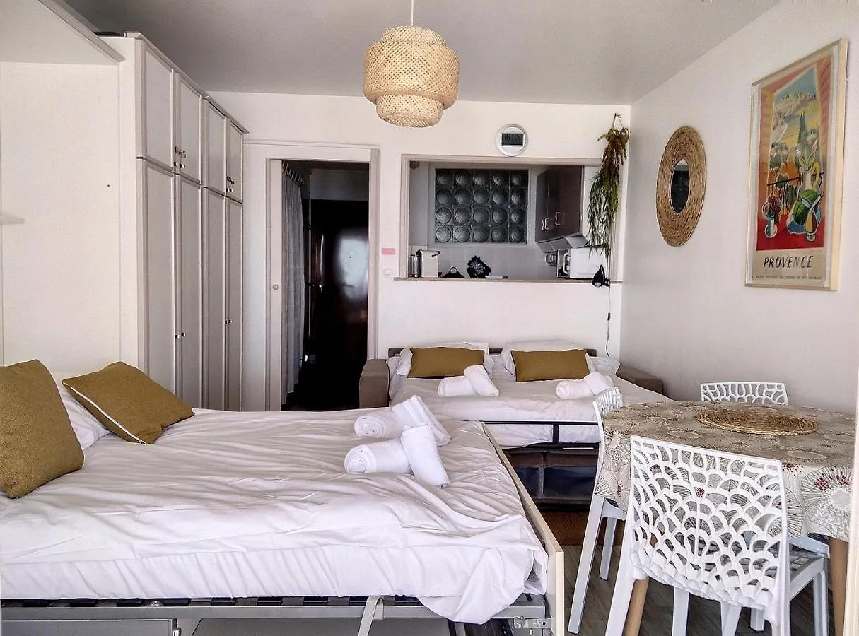 Constellation Apartment Juan-les-Pins France